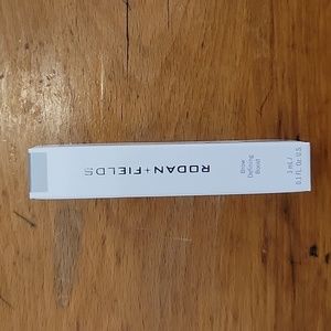 Rodan & Fields Brow Defining Boost